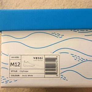 Vessi city scape artic white size 12